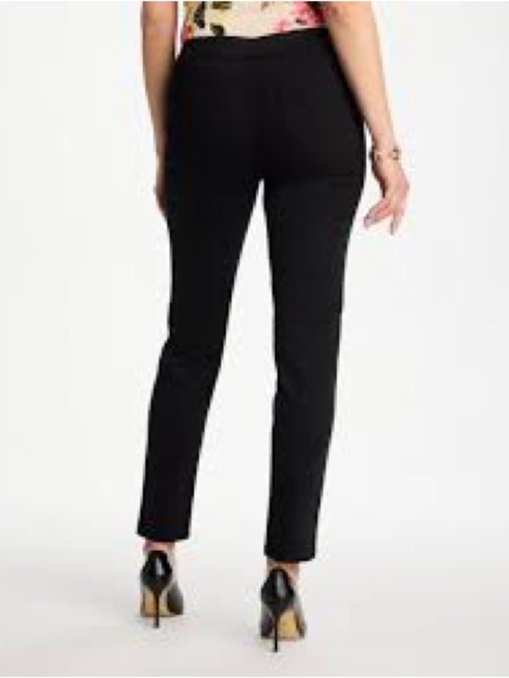 So slimming by Chico’s NWOT